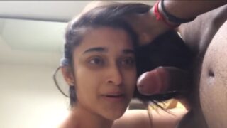 Chubby girl sucks big cock in desi sex